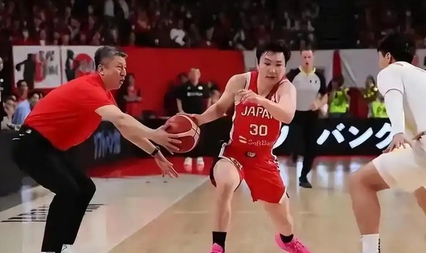 足球直播-恶人先告状，日本篮协起诉郭士强，8打5却只字不提