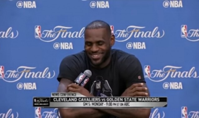 JRS直播-詹姆斯：克莱在16总决赛G5赛前的言论激励了我 我对此一笑置之