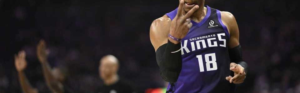 NBA直播-威少时隔7年26+6+6三分！国王灭奇才首次4连胜 小萨时隔27场复出