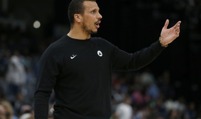 JRS直播-马祖拉谈心态：得抓住那些确定的事 布朗扛起了球队在不断进步