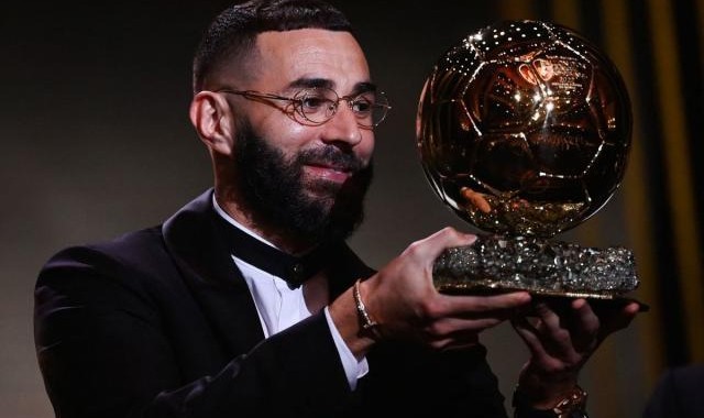 足球直播-安帅：执教本泽马是荣耀 穆帅：他拿金球是自然结果