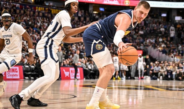 低调JR看球-约基奇14+15+10穆雷26分 掘金大胜灰熊10连胜